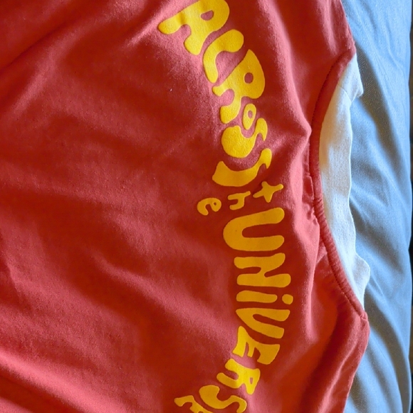 The Hippie shake across the universe T-Shirt - Picture 6 of 6